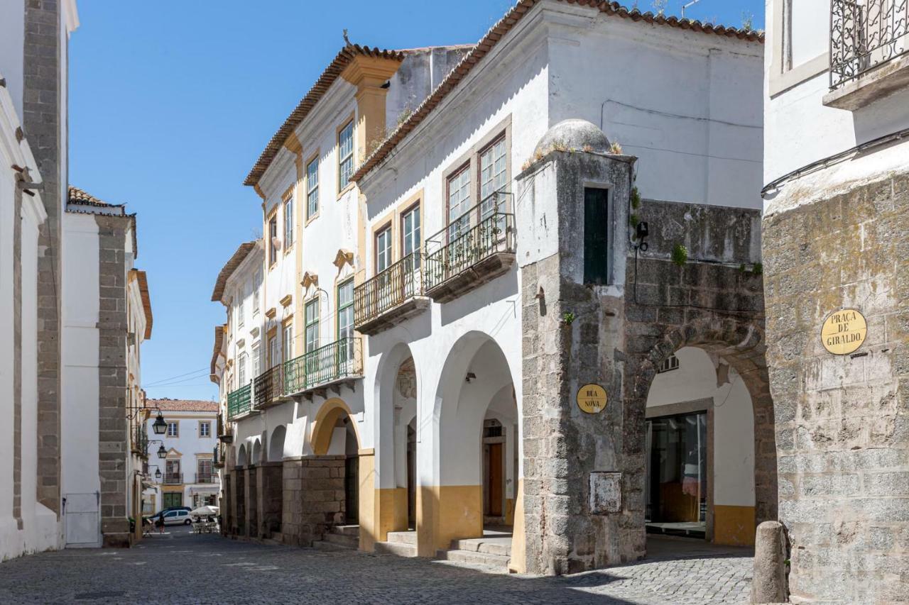 Casa Das Arcadas, Garage Free - Praca De Giraldo ايفورا المظهر الخارجي الصورة
